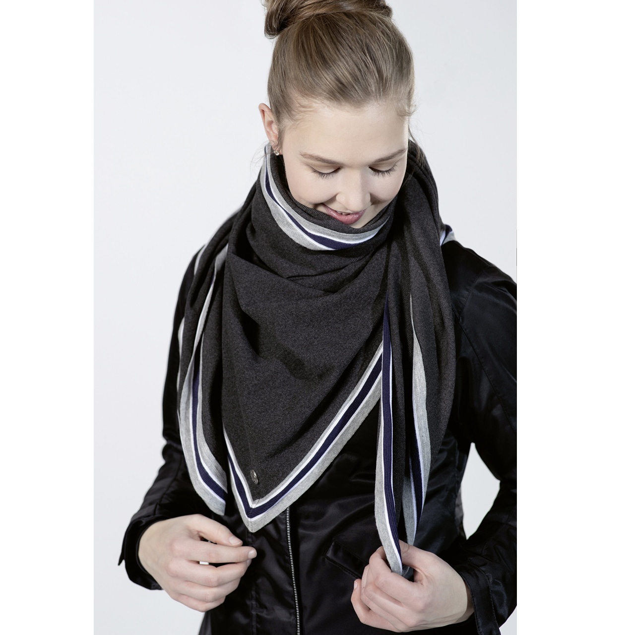 12856_9300_1_56249-scaled HKM Triangular scarf - Image 1