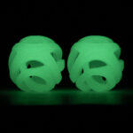Chuckit! Air Glow Fetch Ball M (2-pack) - Image 3