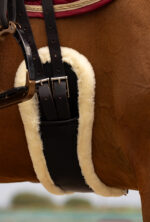 NORTON XTR short girth -Synthetic sheepskin- - Image 3