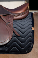 EQUITHÈME Saddle pad - Glossy - Image 2