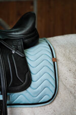 EQUITHÈME "Glossy" Saddle pad - Image 11