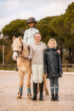 Horze Clara Kids' Rain Riding Jacket - Image 6