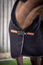 Diagonal Fleece Rug PADDOCK - Image 3