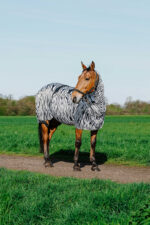 RIDING WORLD Zebra Anti-Eczema Blanket - Image 2