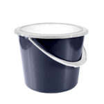 Horze Stable Bucket with cover 8L - Image 2