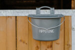 HIPPOTONIC feed bucket with hook and handle - Image 8