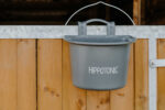 HIPPOTONIC feed bucket with hook and handle - Image 9