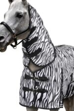 Horze Defender flyrug with belly flap - Image 6