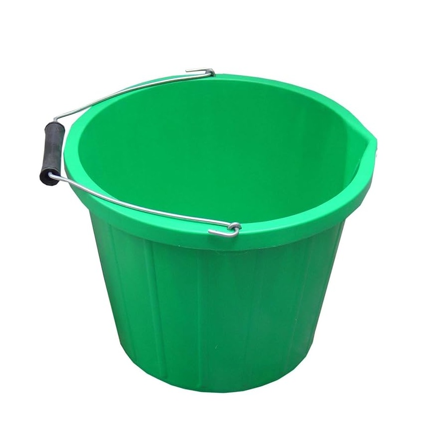 619Y3B4kyxL._AC_SX679_ STABLEKIT Stable Bucket (with Spout) - One Size - Green - Image 1
